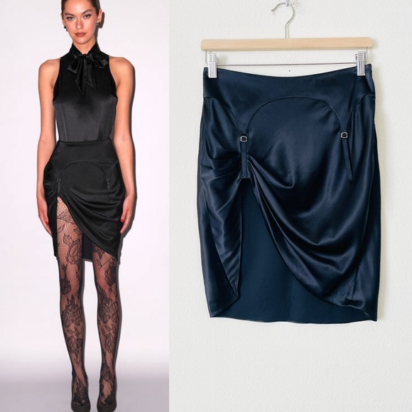 Fleur du Mal Dresses & Skirts - Fleur du Mal SIZE 4 silk black high rise asymmetrical garter skirt